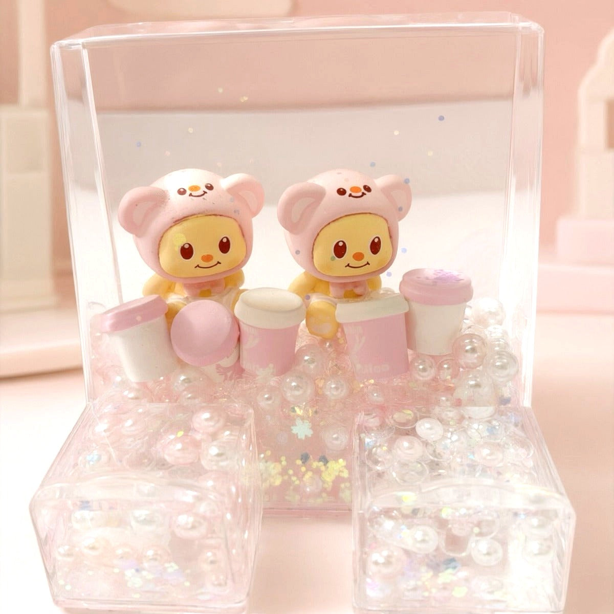 Acrylic liquid wiggler phone stand with pink coffee twin bears - front view